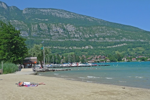 Lac plage d'Annecy 